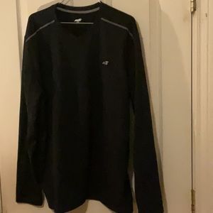 🌸Buy 3 for $15🌸 AVIA base layer long sleeve v-neck top size XL Black